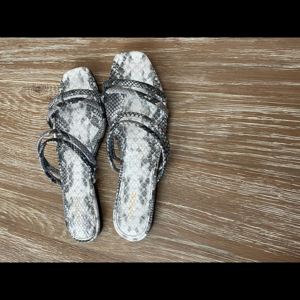 Express sandals - Picture 3 of 3